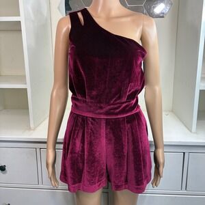 Luccacouture Burgundy Velvet One Shoulder Romper Shorts Women's Size Medium